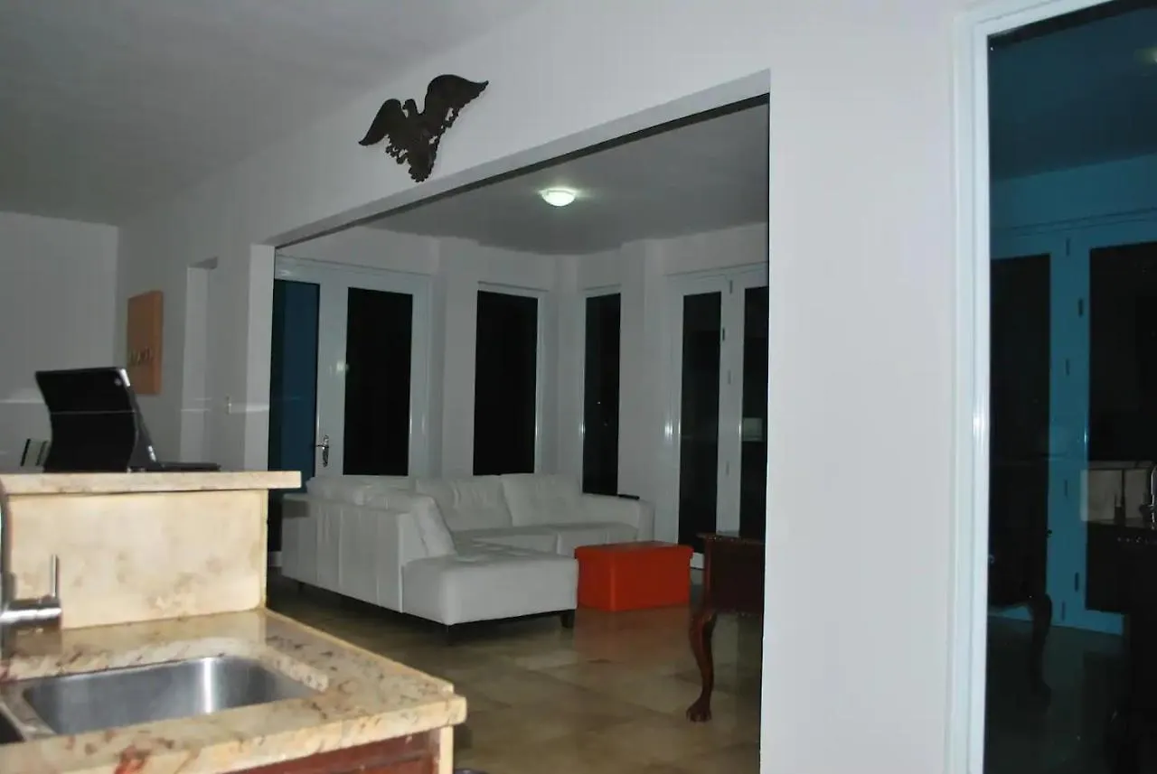 Manati World Point Inn