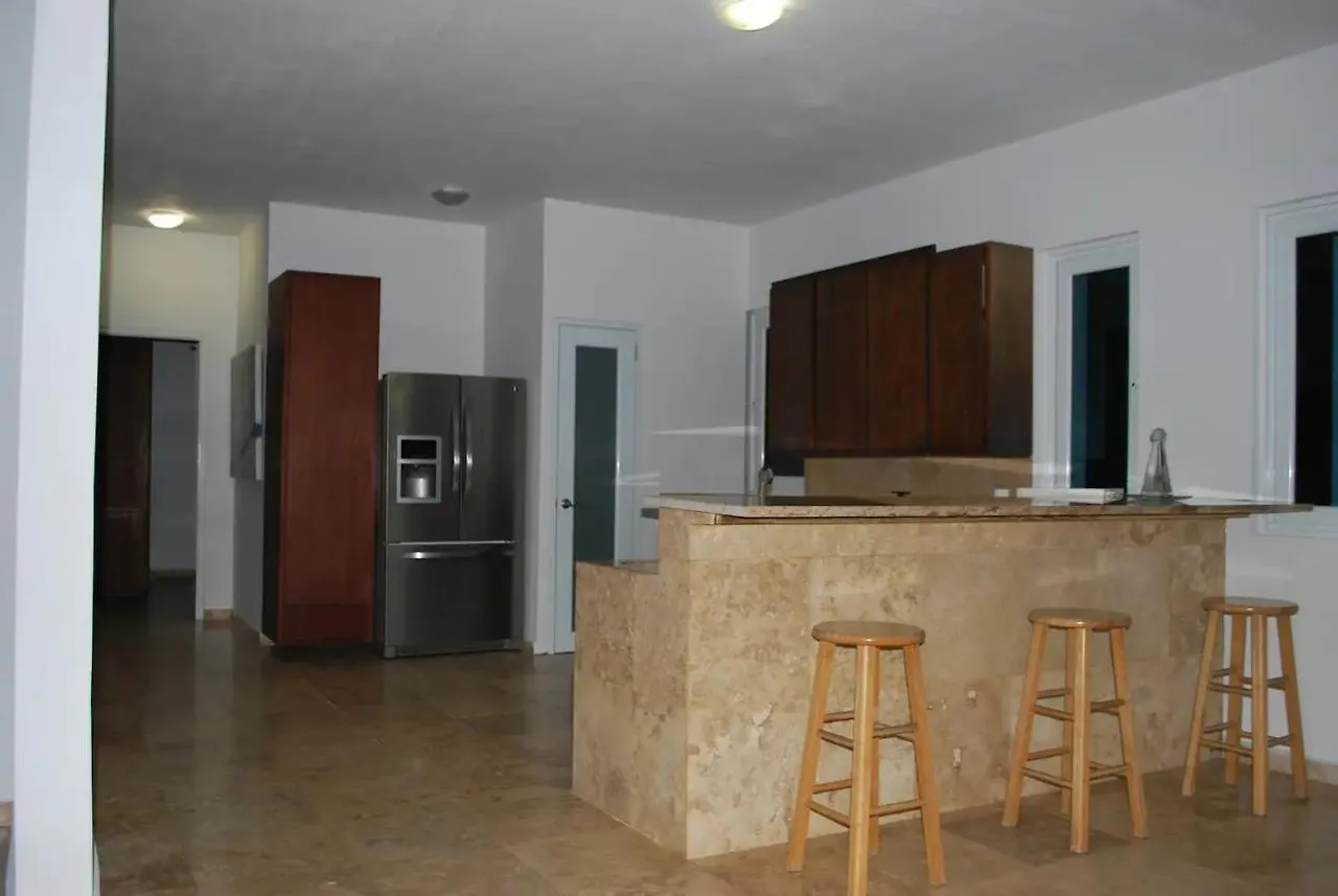 Manati World Point Inn