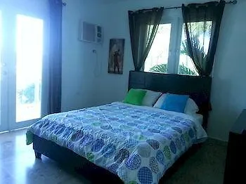 Manati World Point Inn